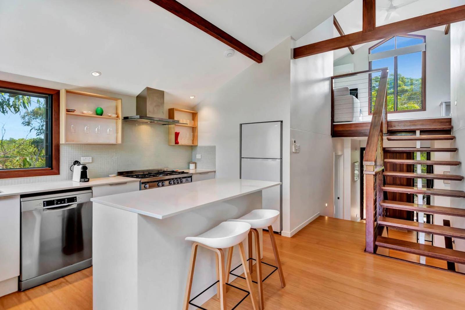 The Oasis Apartments And Treetop Houses Byron Bay Exterior foto
